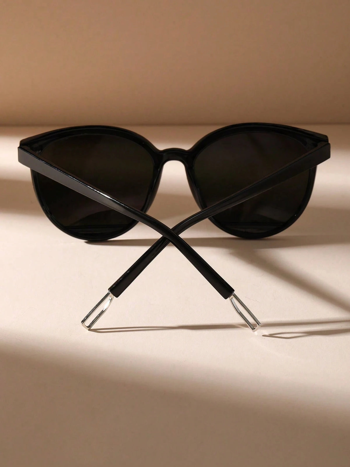 SHEIN Plastic Geometric Full Frame Decoration Mirrored Reflective Women Fashion Glasses