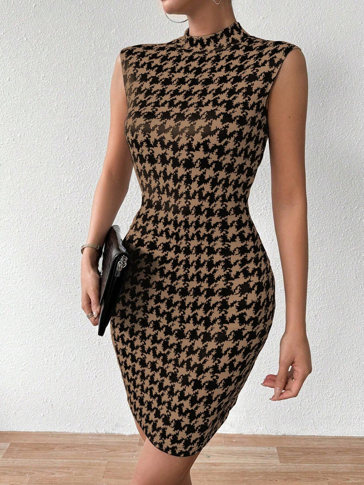 SHEIN Chiquease Women's Summer Sleeveless Bodycon Mock Neck Dress