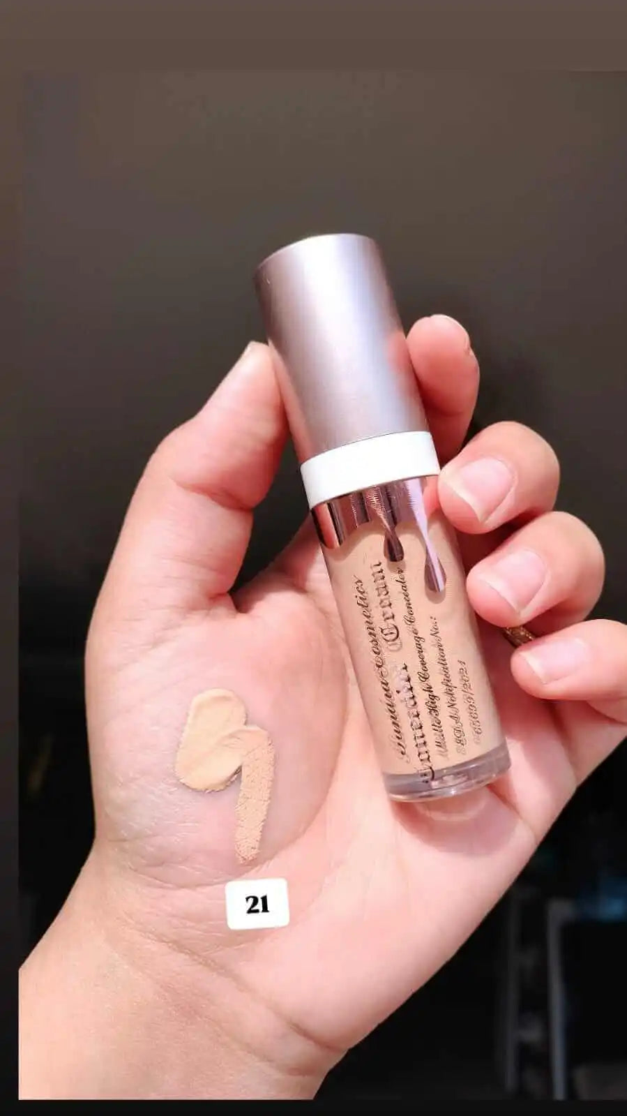 Sandra's new concealer. Enjoy clearer and more beautiful skin