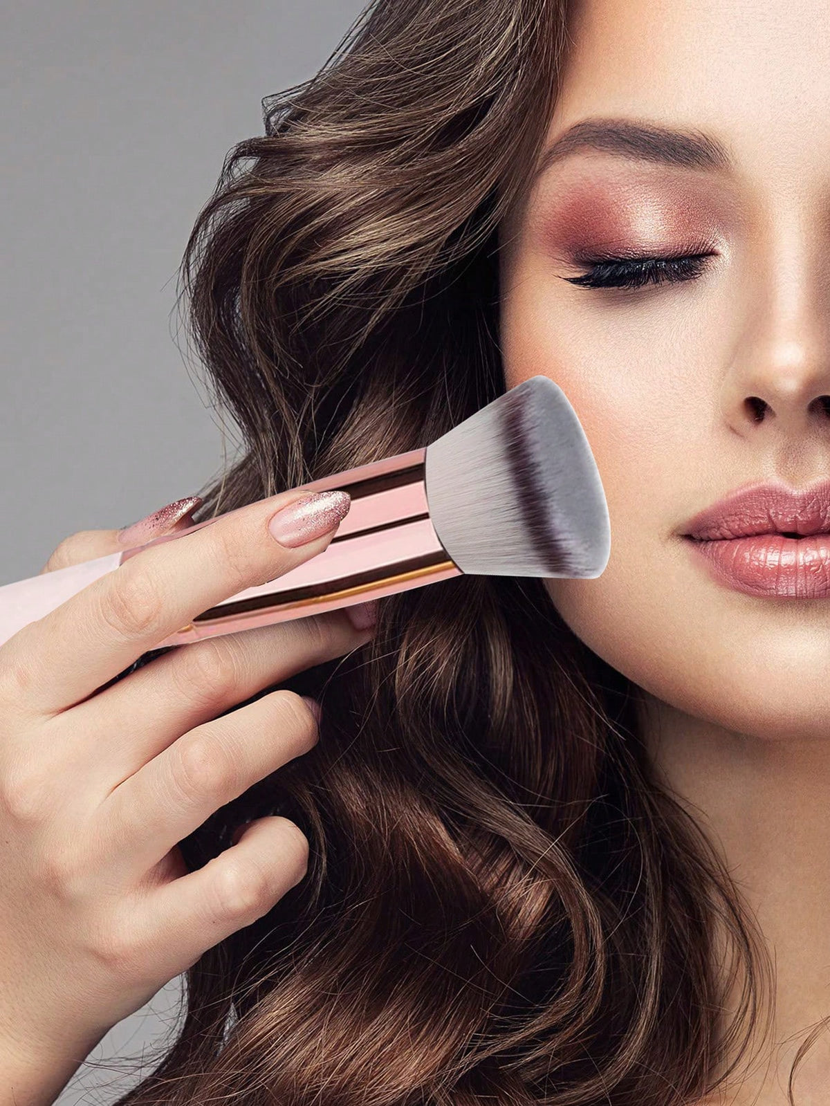 SHEIN Flat Top Foundation Brush For Mixing Liquid
