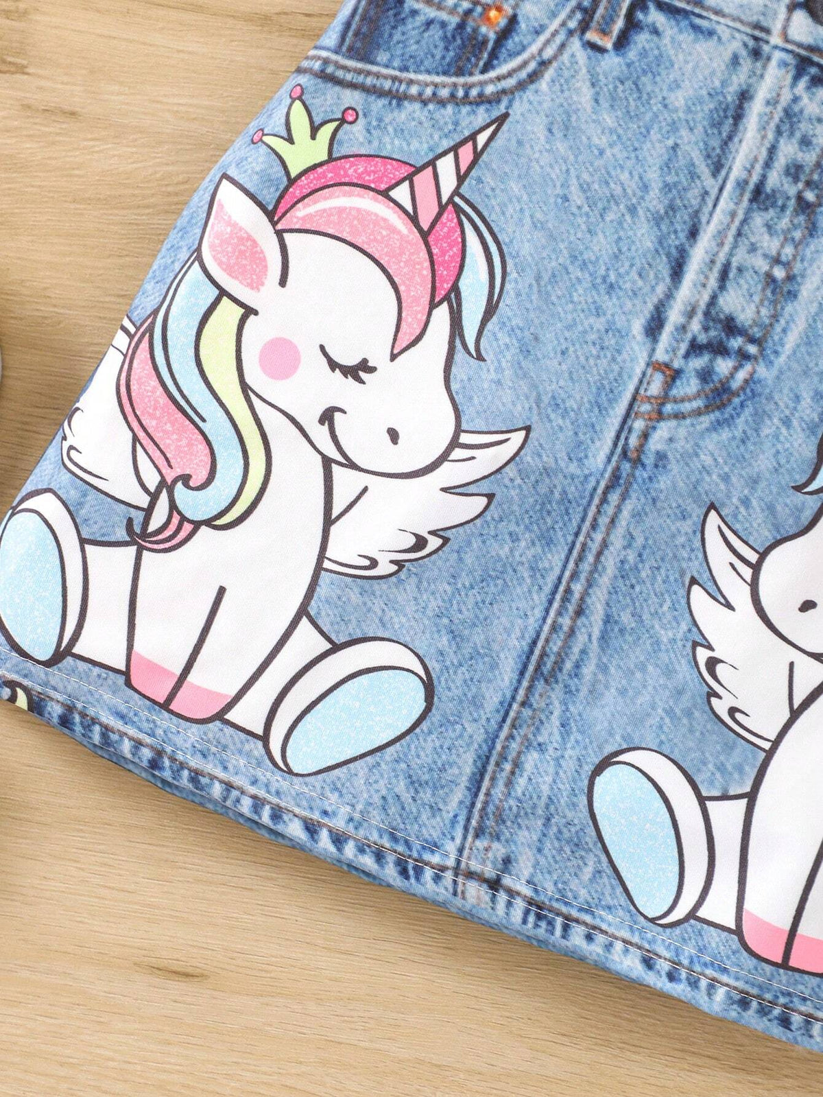 SHEIN Young Girl Solid Color Tank Top & Unicorn Graphic Denim Effect Skirt Set
