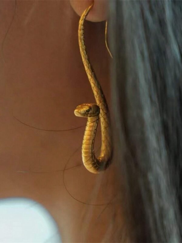 SHEIN 1 Pair Fashionable Gold Snake Shaped Ear