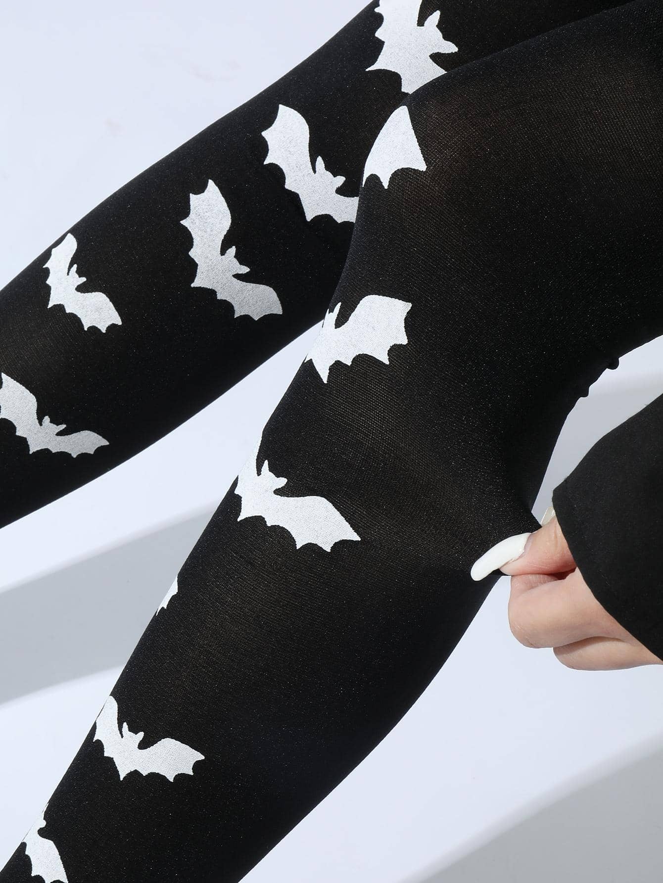 SHEIN 1 Pair Halloween Holiday Print Women Thigh High Socks