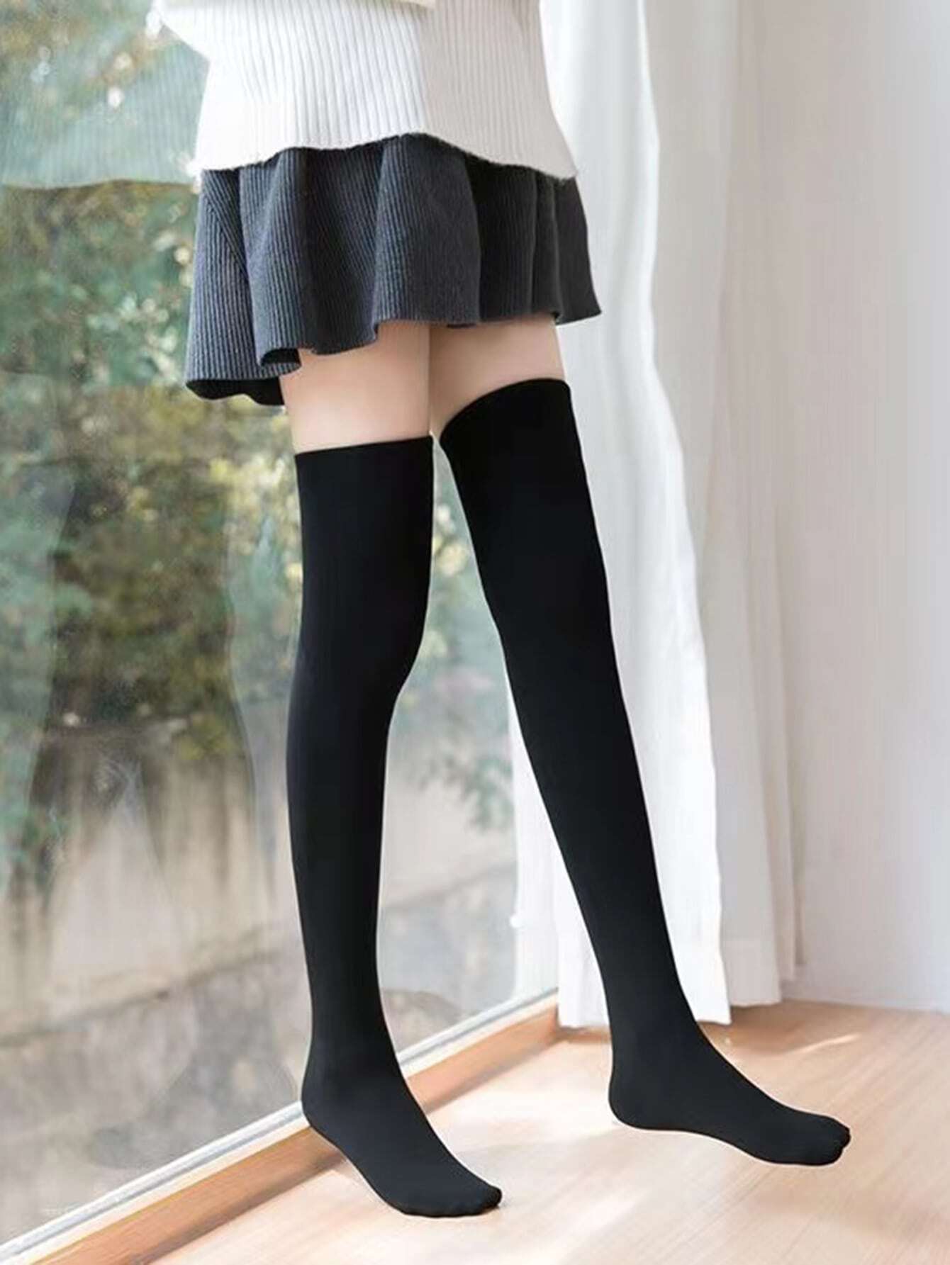 SHEIN 1 Pair Jk Style Thick Black & White Stripe Long Socks + 3 Stripes Over Knee High Socks