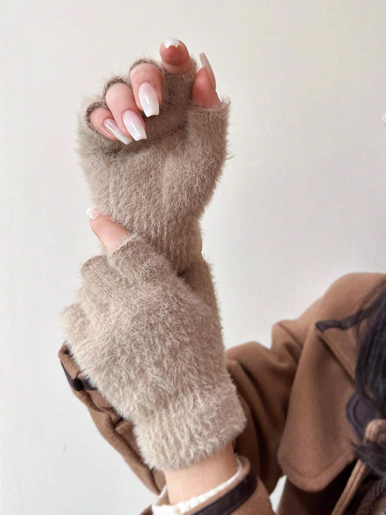 shein 1 Pair Women Half Finger Fingerless Gloves Winter Warm Elastic Typing Gloves - Image 2