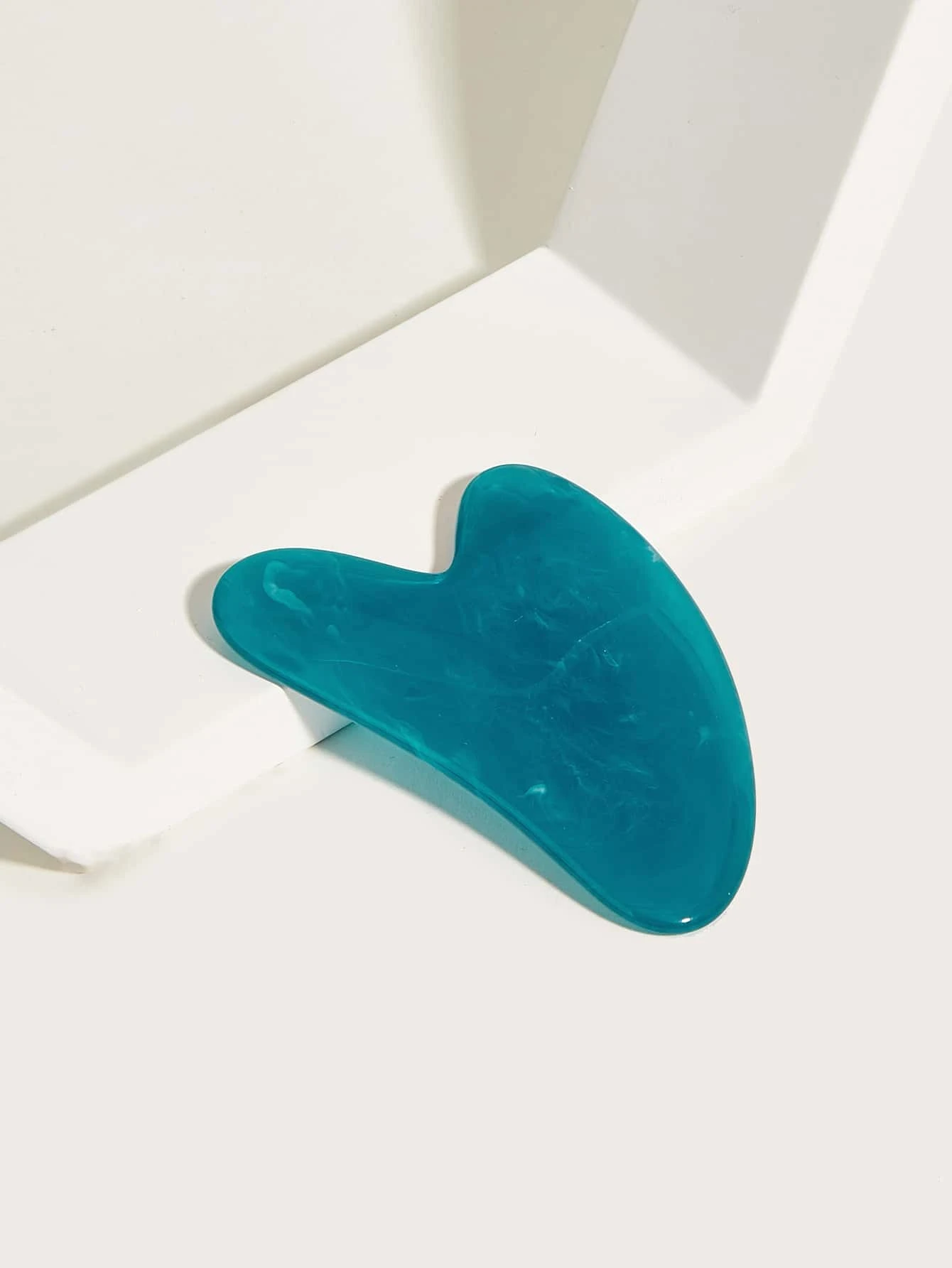 shein 1pc ABS Scraper Board Natural Resin Wax Massage Board Resin Wax Plate Resin Face Massager Scrapers Tools For Face Neck Back Body Massage Tool Set