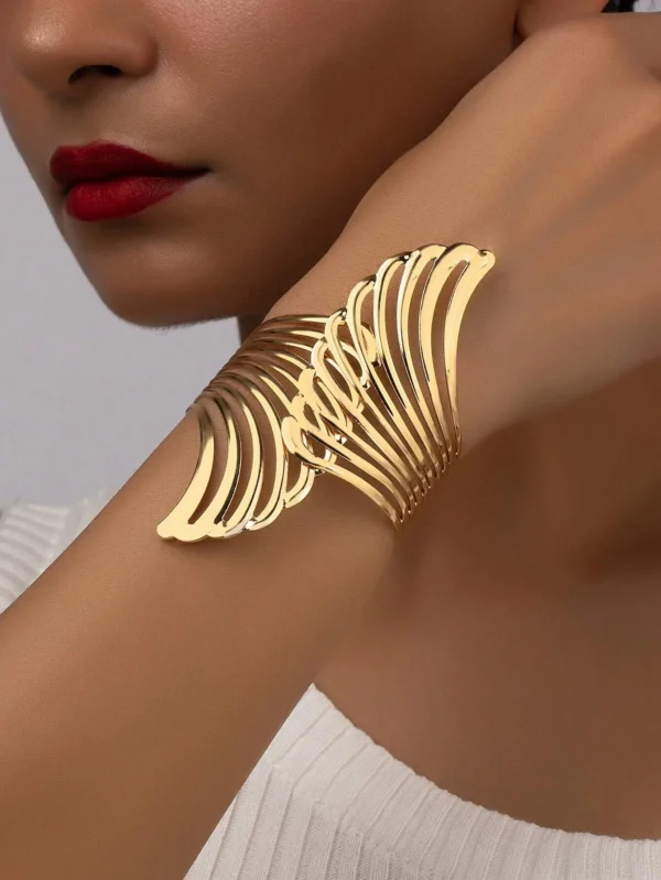 SHEIN 1pc Fashionable Simple & Casual Wing Style Bracelet For Summer