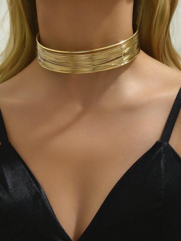SHEIN 1pc Ladies Simple Gold-color Woven Necklace