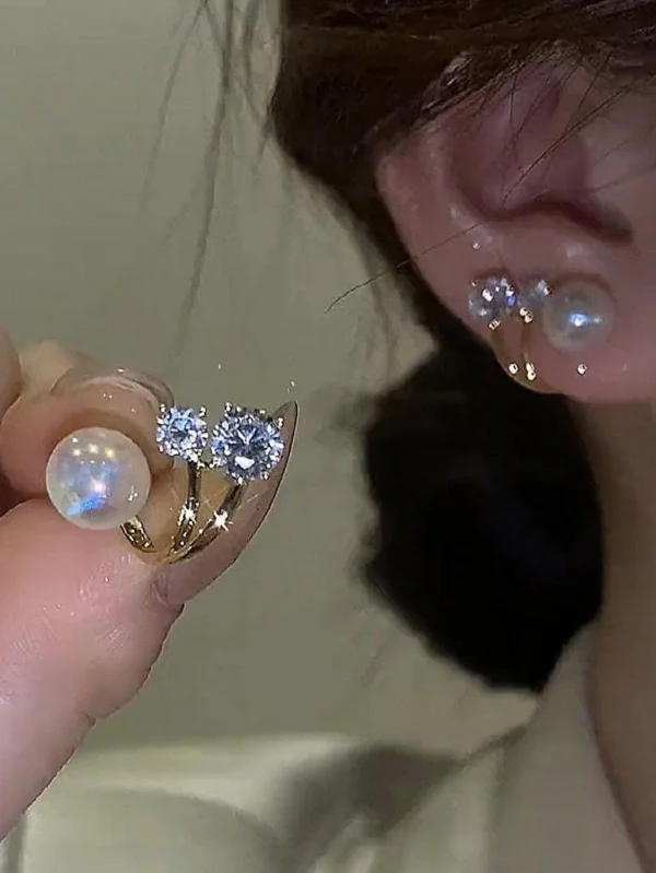 SHEIN Rhinestone & Faux Pearl Decor Earring Jackets