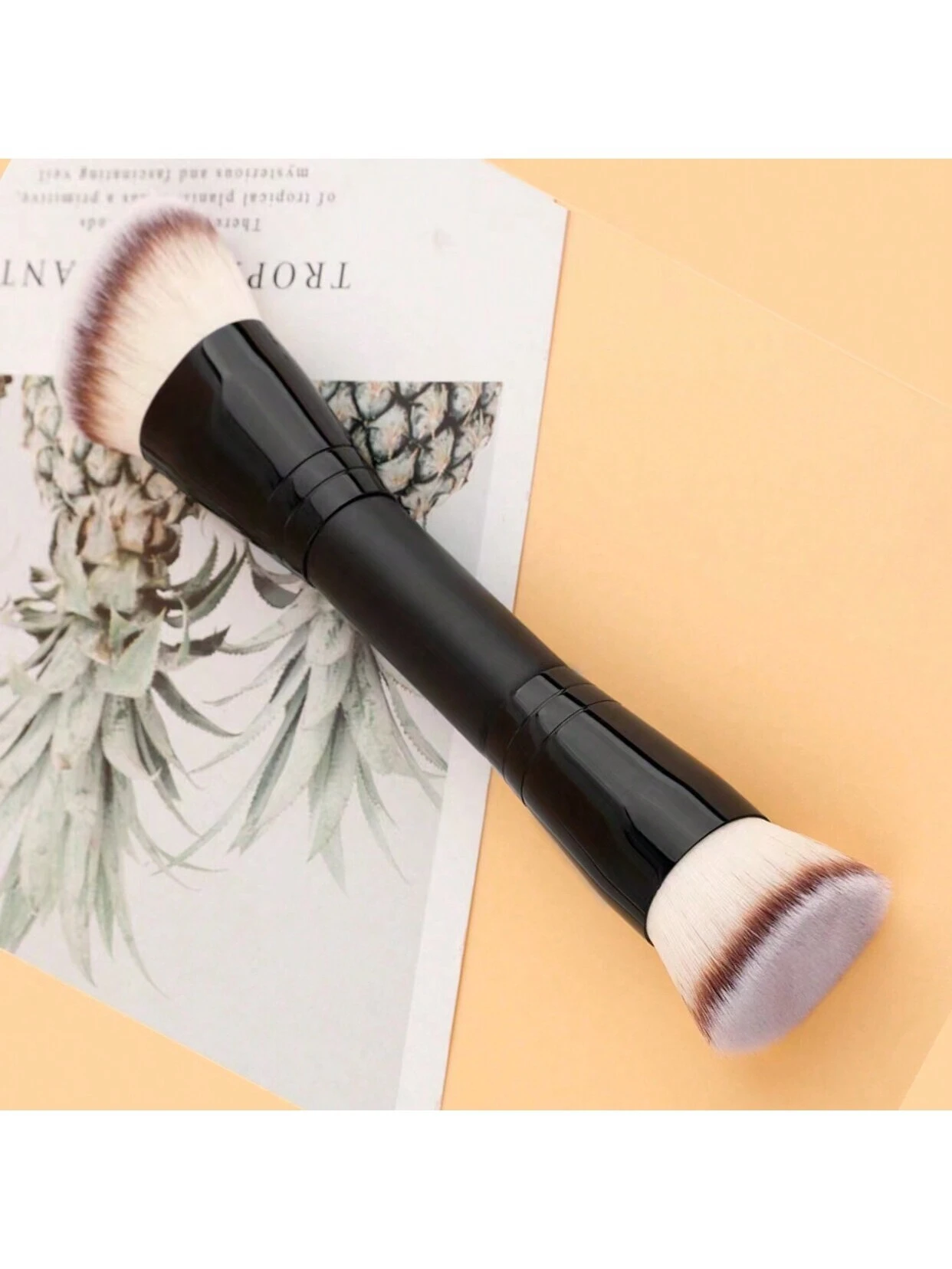 SHEIN 1pc Portable Dual-Ended Multi-Functional Makeup Brush For Face