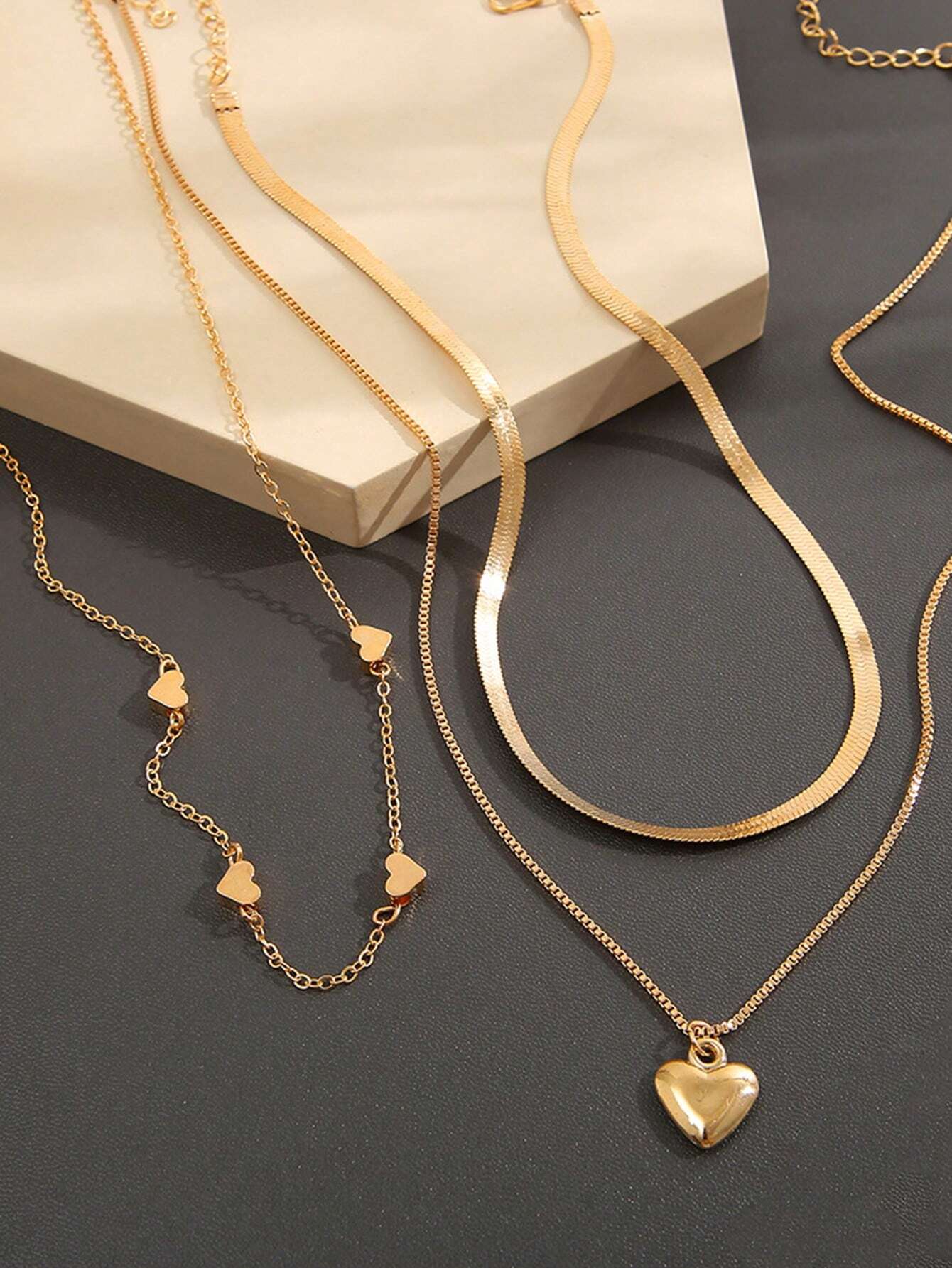 SHEIN3pcs/Set Women's Heart Shaped Pendant Necklace - Image 2