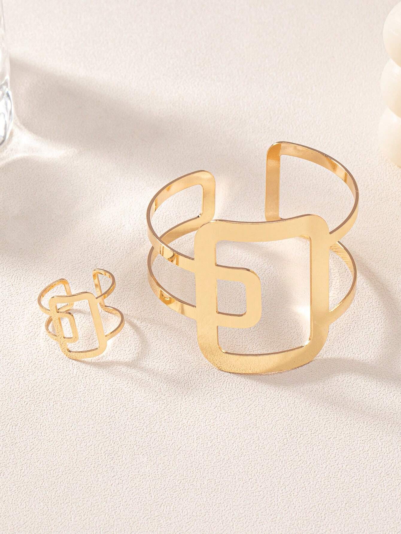 SHEIN 1 Set European And American Fashionable Chic Personality Openwork Geometric Cuff Bracelet And Ring - Image 2