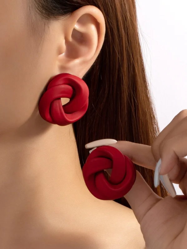 SHEIN1pair Charming Enamel Geometric Stud Earrings