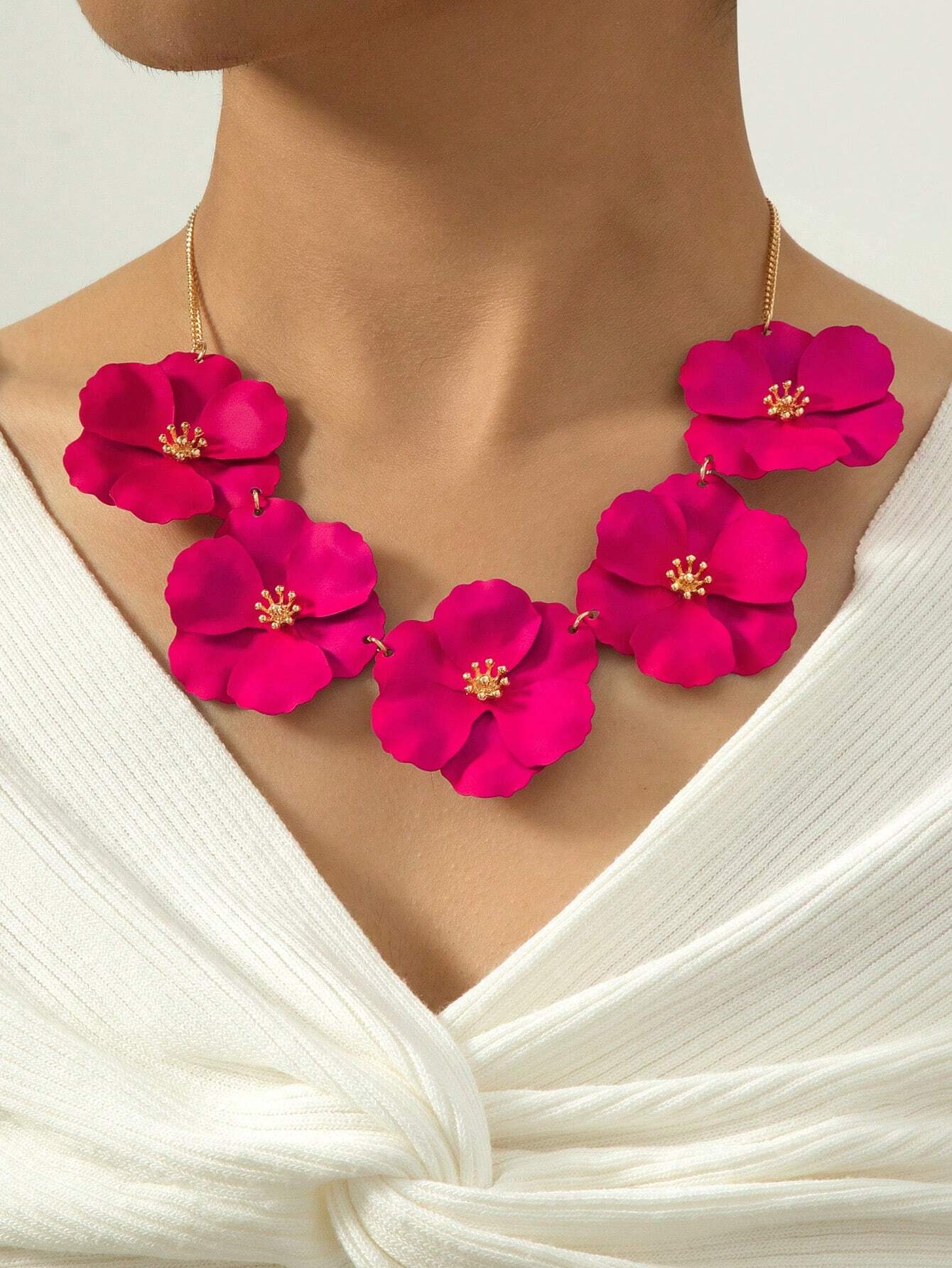 SHEIN Colorful Rose Red Dopamine Inspired Flower Pendant Necklace