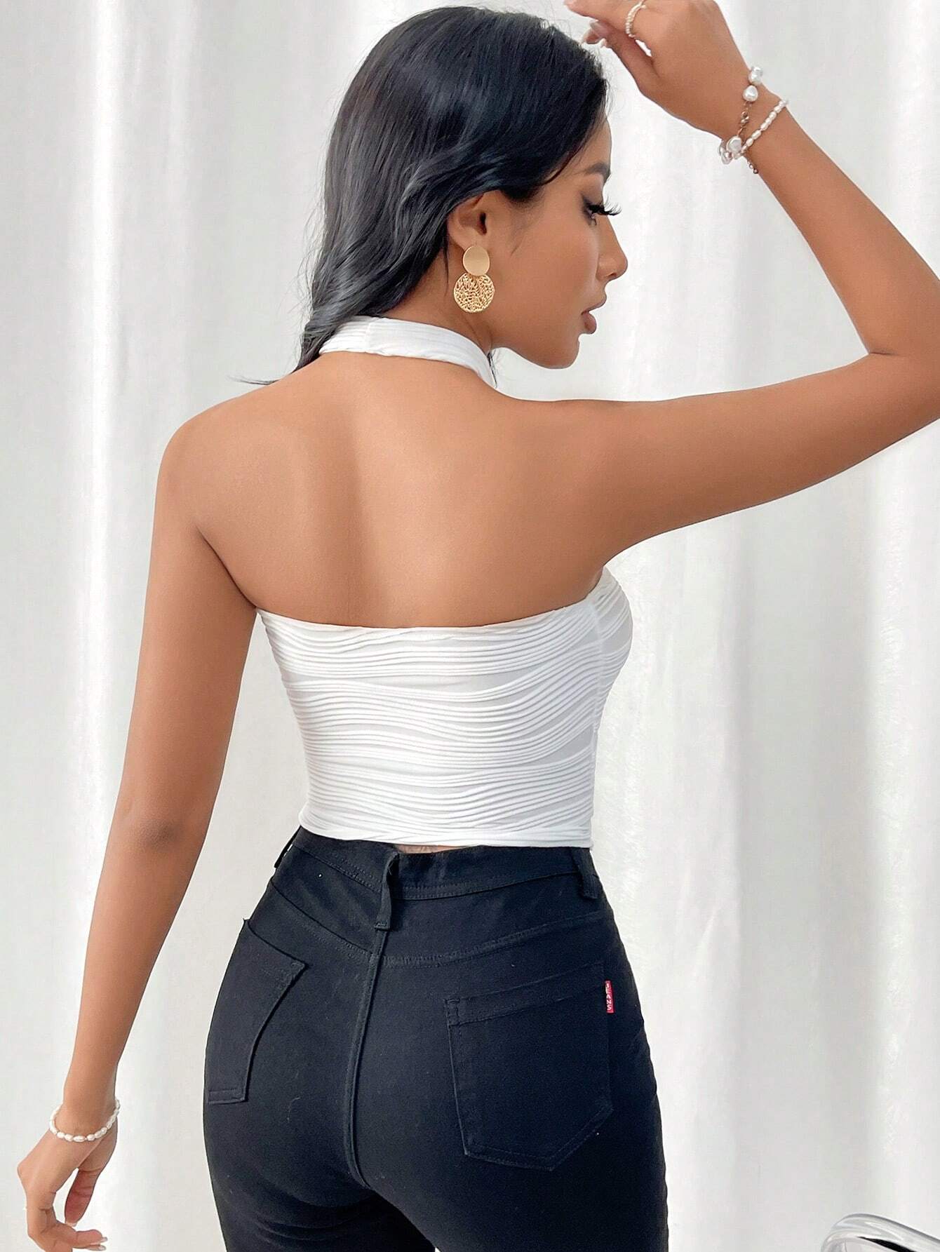 SHEIN Privé HEN PARTY Women's Mesh Contrast Halter Knitted Top - Image 3