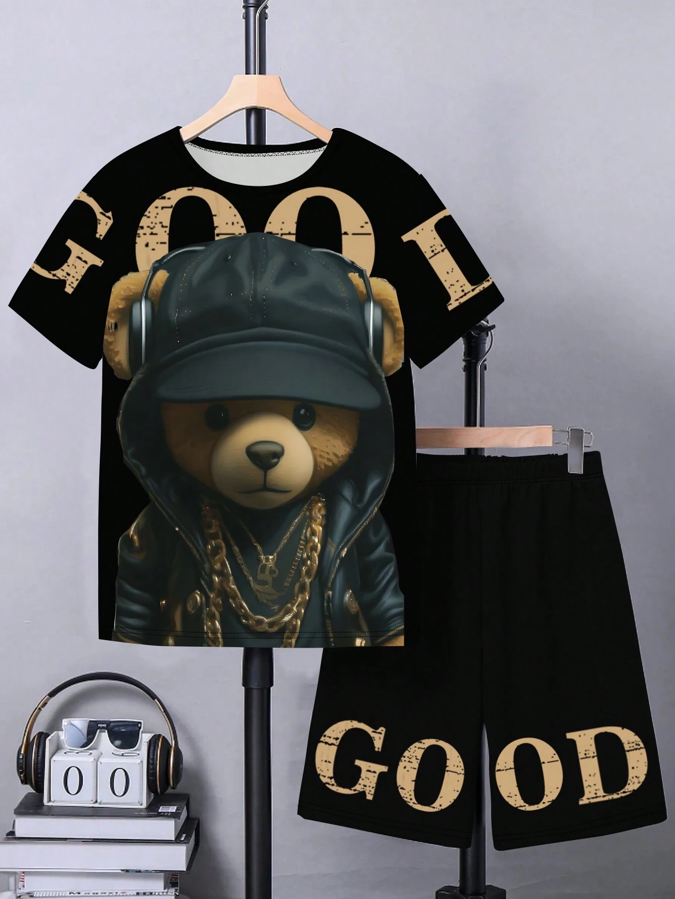 SHEIN Tween Boy Cool Headphone Bear & Letter Digital Print 2pcs