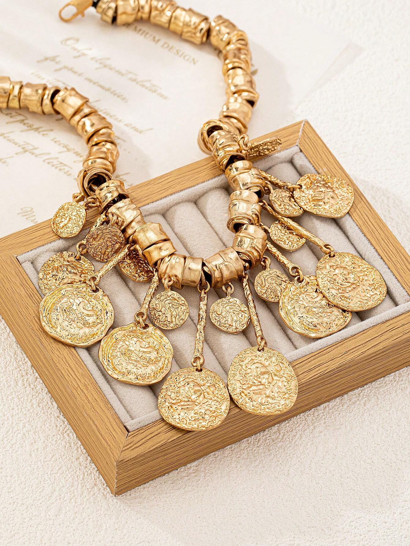 SHEIN 1pc New Vintage Asymmetrical Round Tassel Pendant Necklace