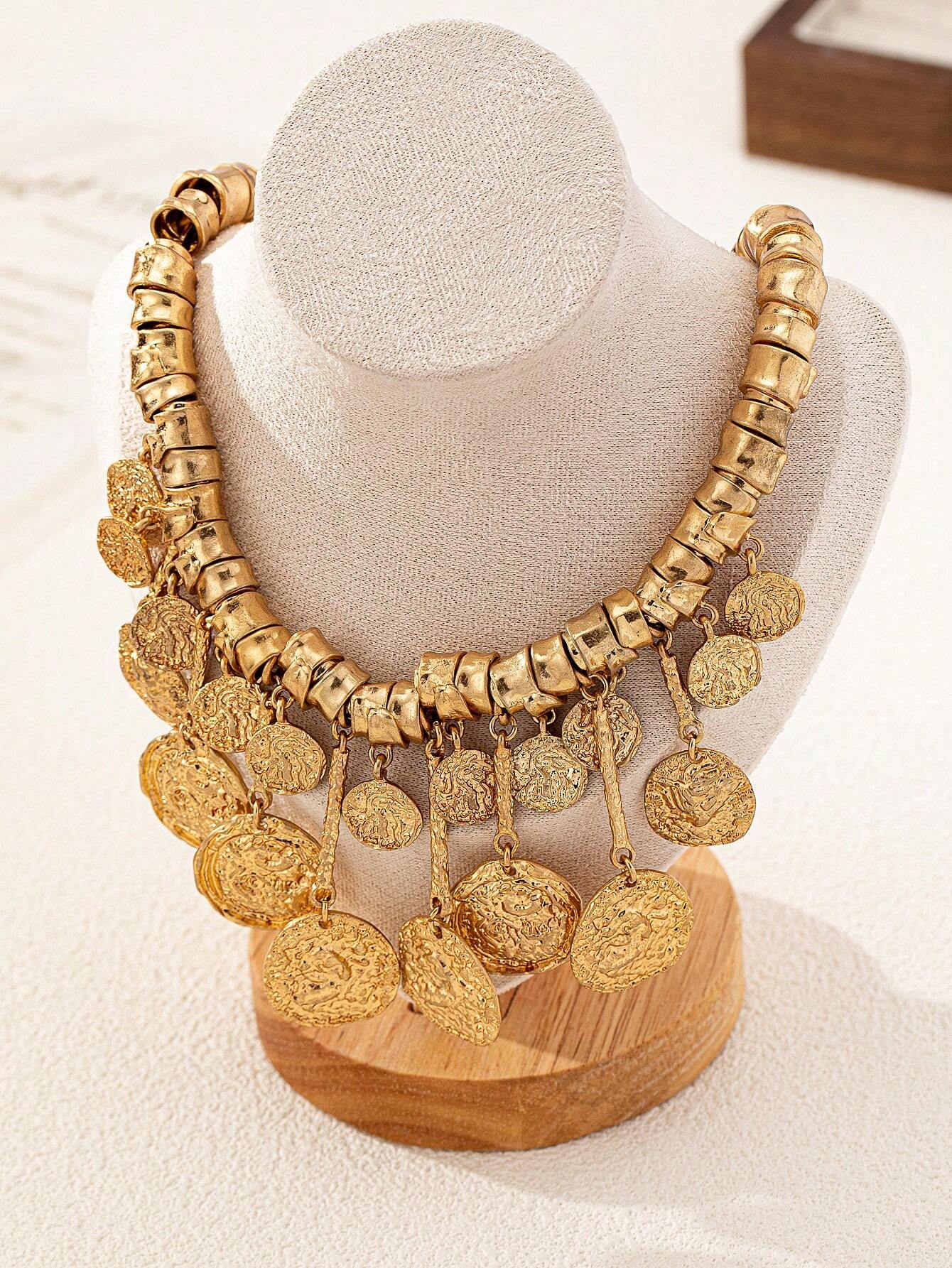 SHEIN 1pc New Vintage Asymmetrical Round Tassel Pendant Necklace