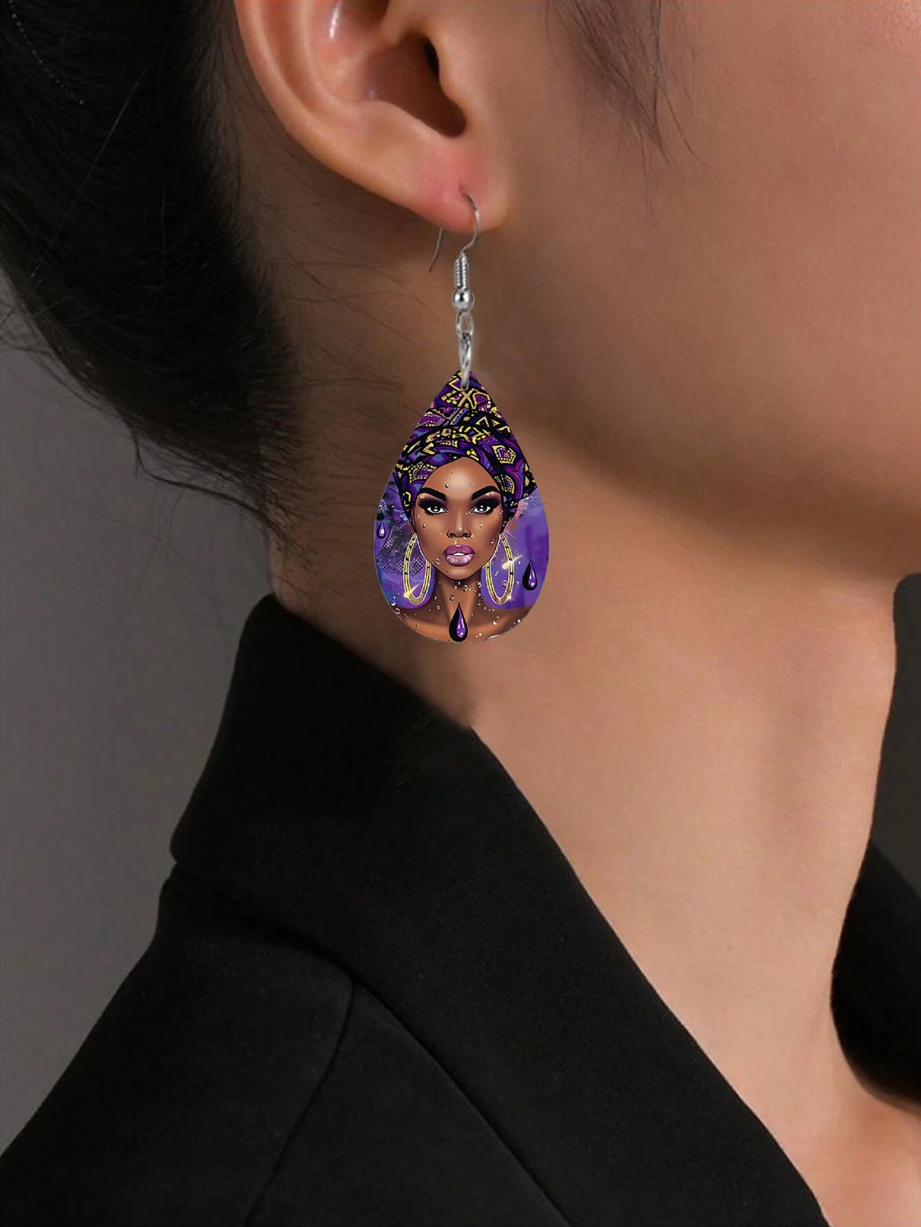 SHEIN 1 Pair Colorful African Girls PU Leather Earrings