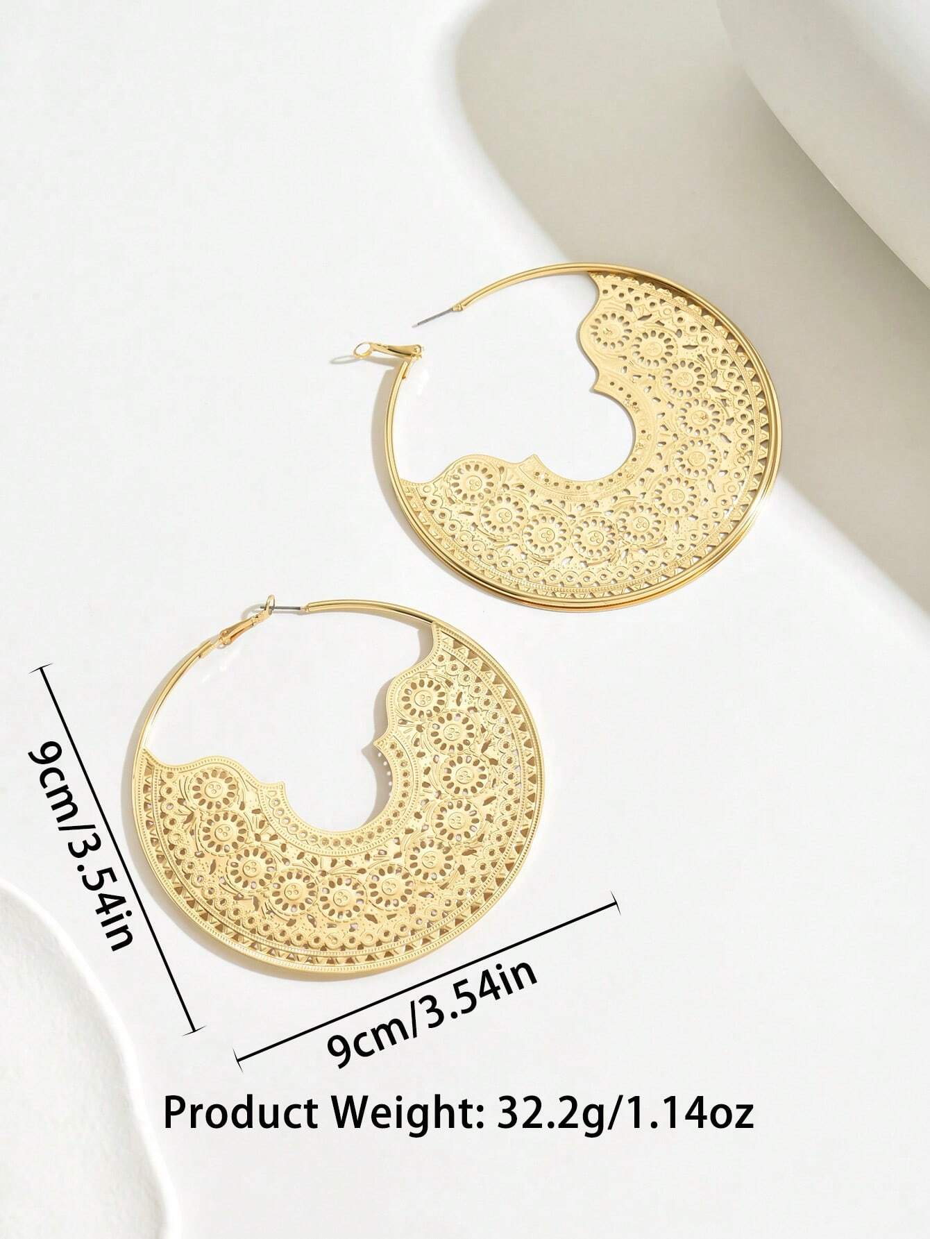 SHEIN Vintage Oversized Hollow Floral Pattern Totem Metal Geometric Drop Hoop Earrings
