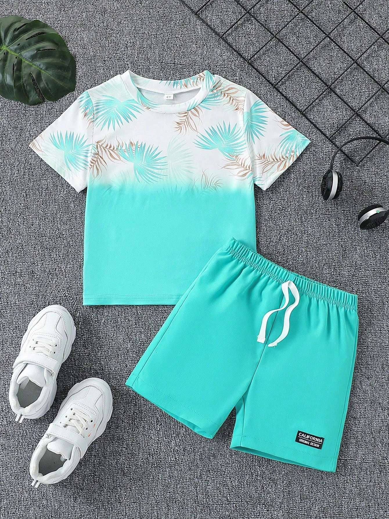 SHEIN 2pcs/Set Young Boy Casual Tropical Plant Print Short Sleeve Crew Neck Top