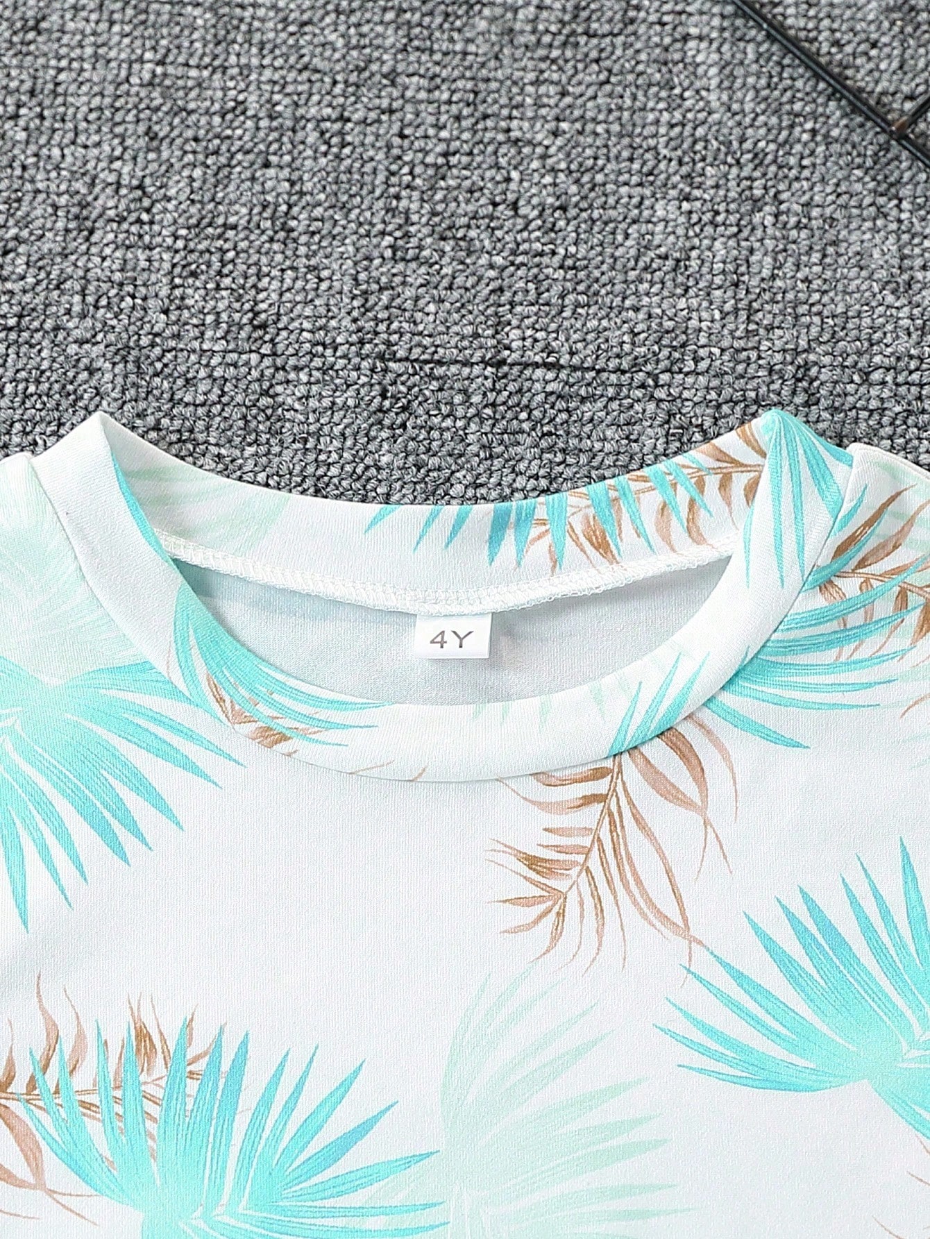 SHEIN 2pcs/Set Young Boy Casual Tropical Plant Print Short Sleeve Crew Neck Top