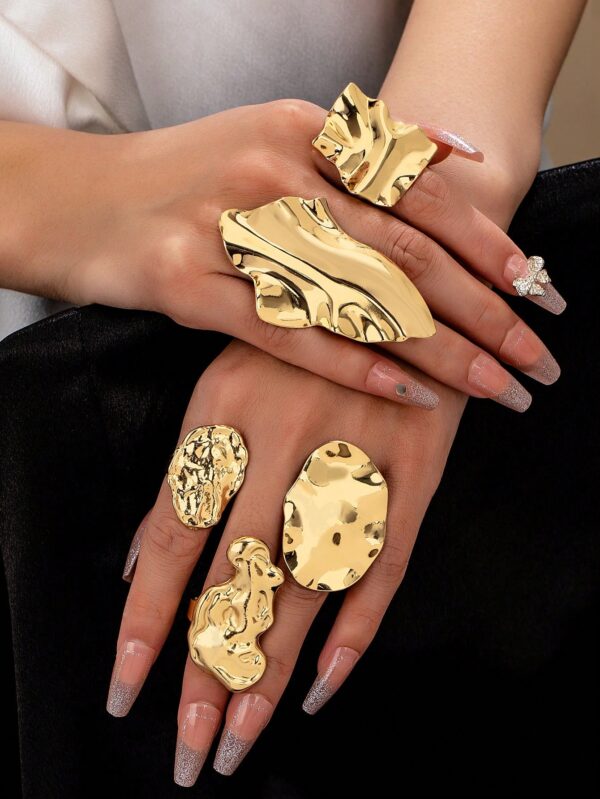 SHEIN 5 Pcs Golden Color Abstract Wrinkled Metal Statement Rings Set