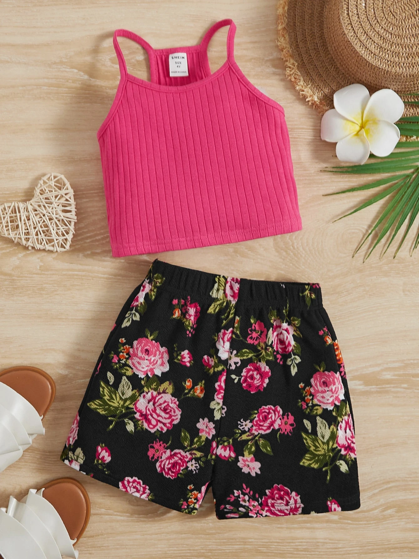 SHEIN Young Girl Ribbed Knit Cami Top & Floral Print Shorts