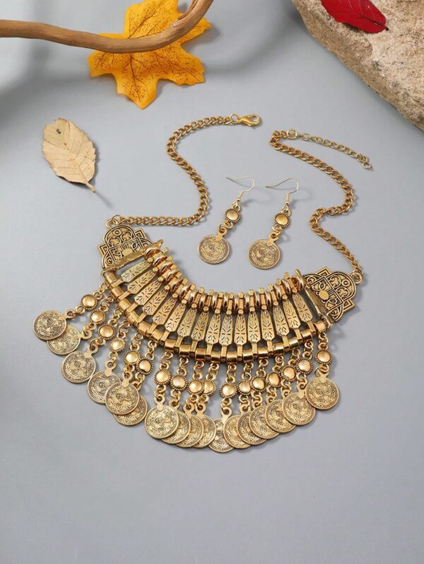 SHEIN 1pc Necklace And 2pcs Earrings Set Vintage Texture