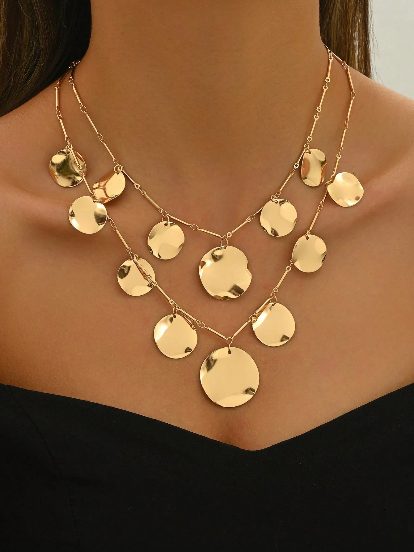 SHEIN Necklace With Pendant & Tassel, Creative Coin Decor