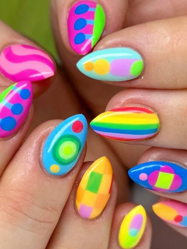 SHEIN 24PCS Y2K Cute Sport Colorful Geometric Patterns Almond Fake False Nails
