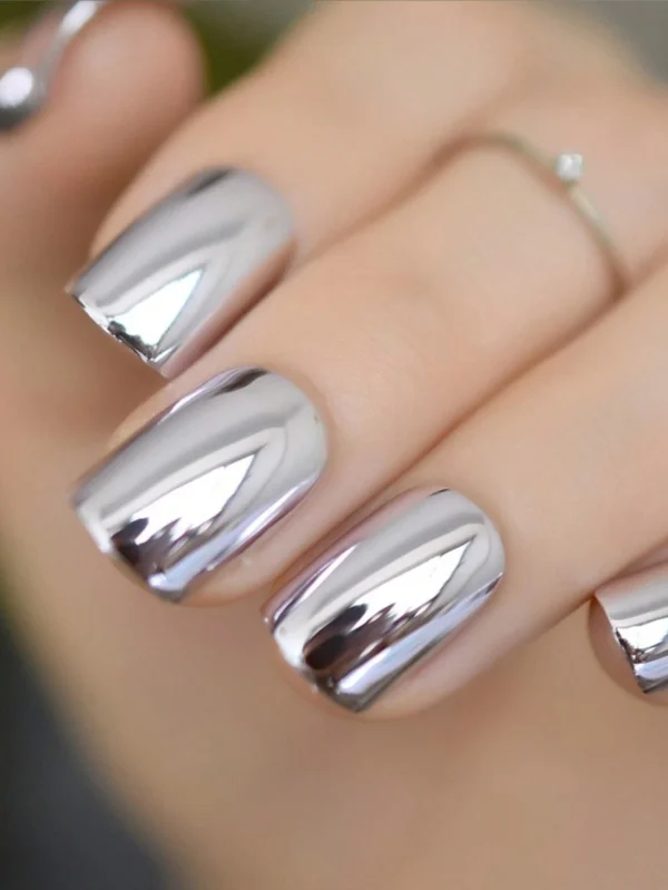 SHEIN Magic Silver Metallic Fake Nails