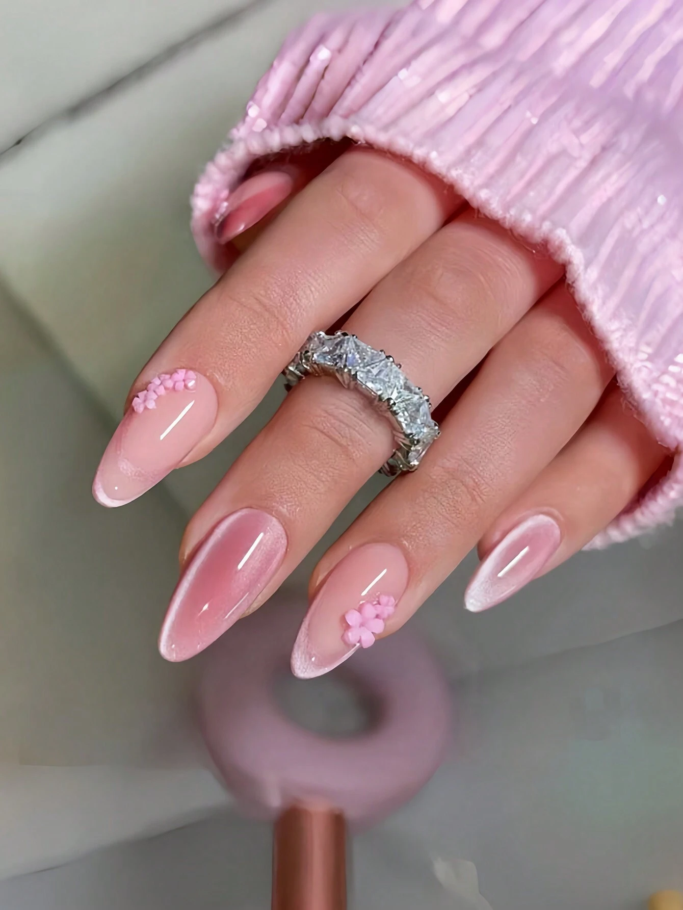 SHEIN 24pcs French Style Pink Cat Eye & Small Flower Design Artificial Nails