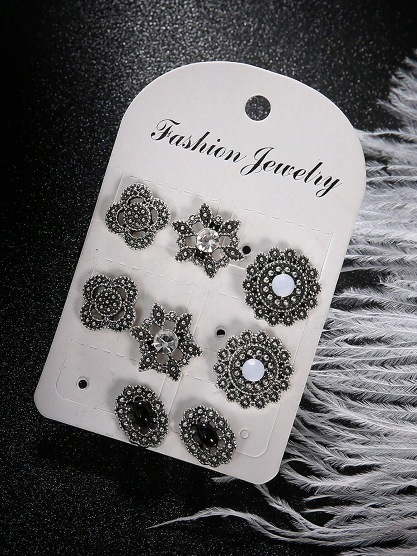 SHEIN 4pairs Classic Opal Flower Stud Earrings