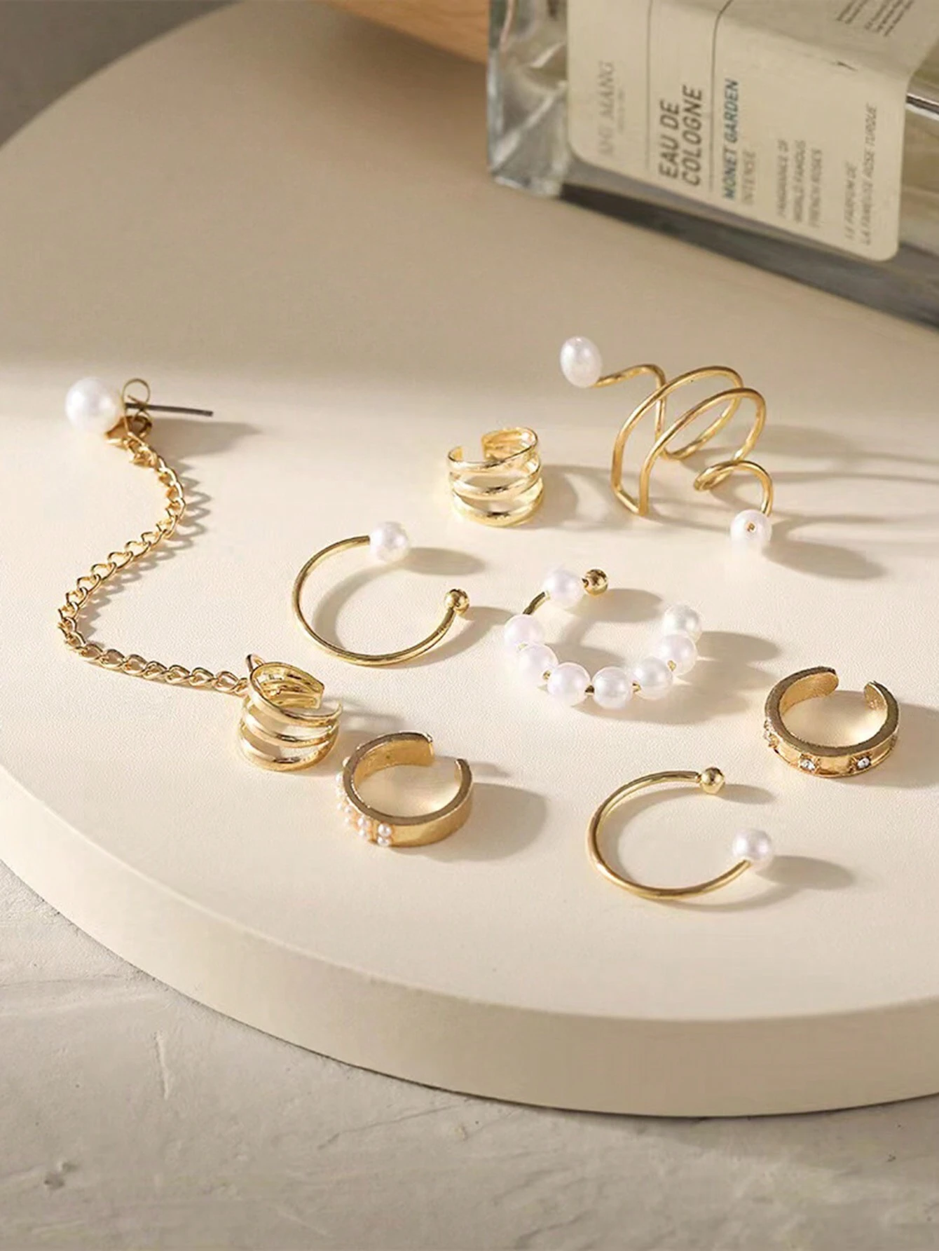 SHEIN Pearl Earcuffs Without Piercing, New Fashion Long Elegant Ear Clip Earrings