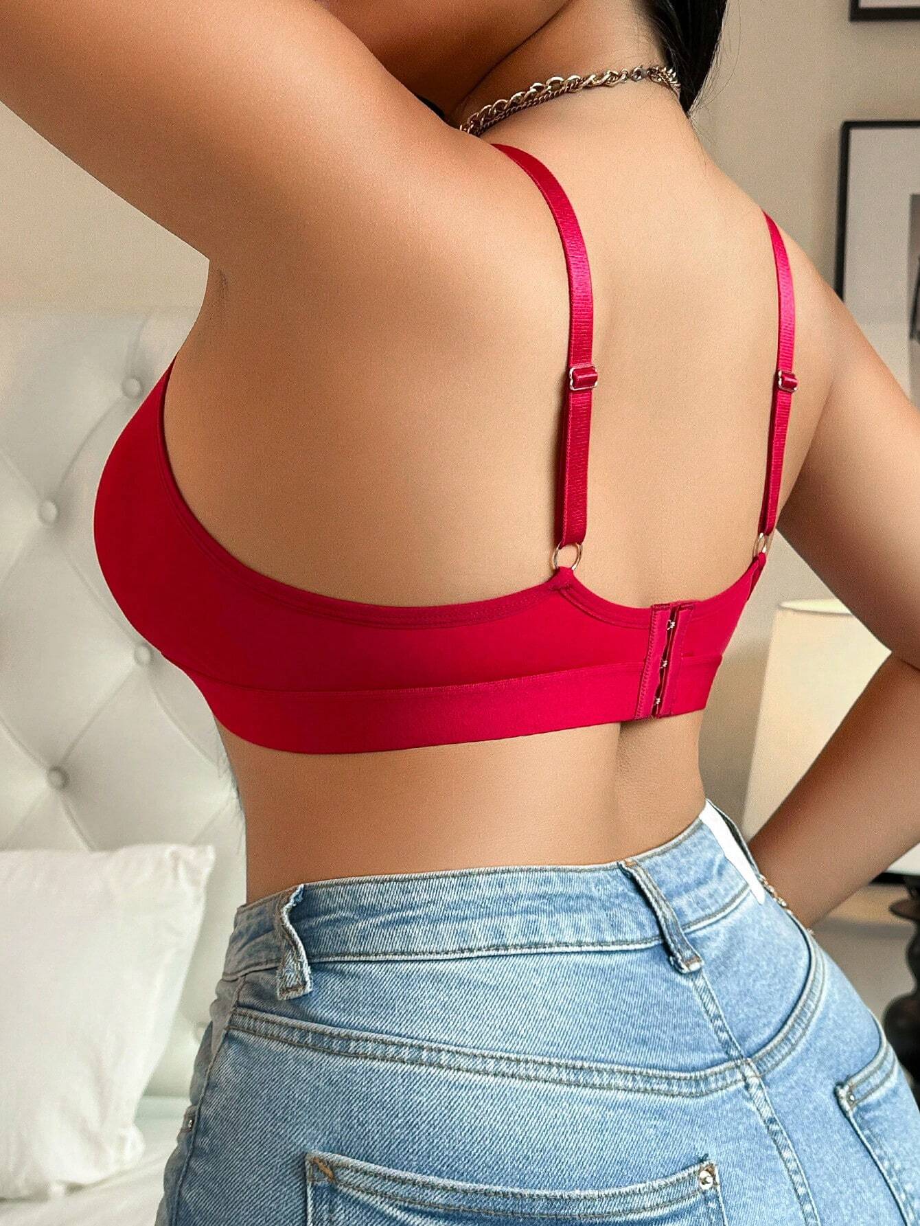 SHEIN Plus Size Wireless & Unpadded Bra