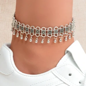 SHEIN Ball Tassel Decor Anklet