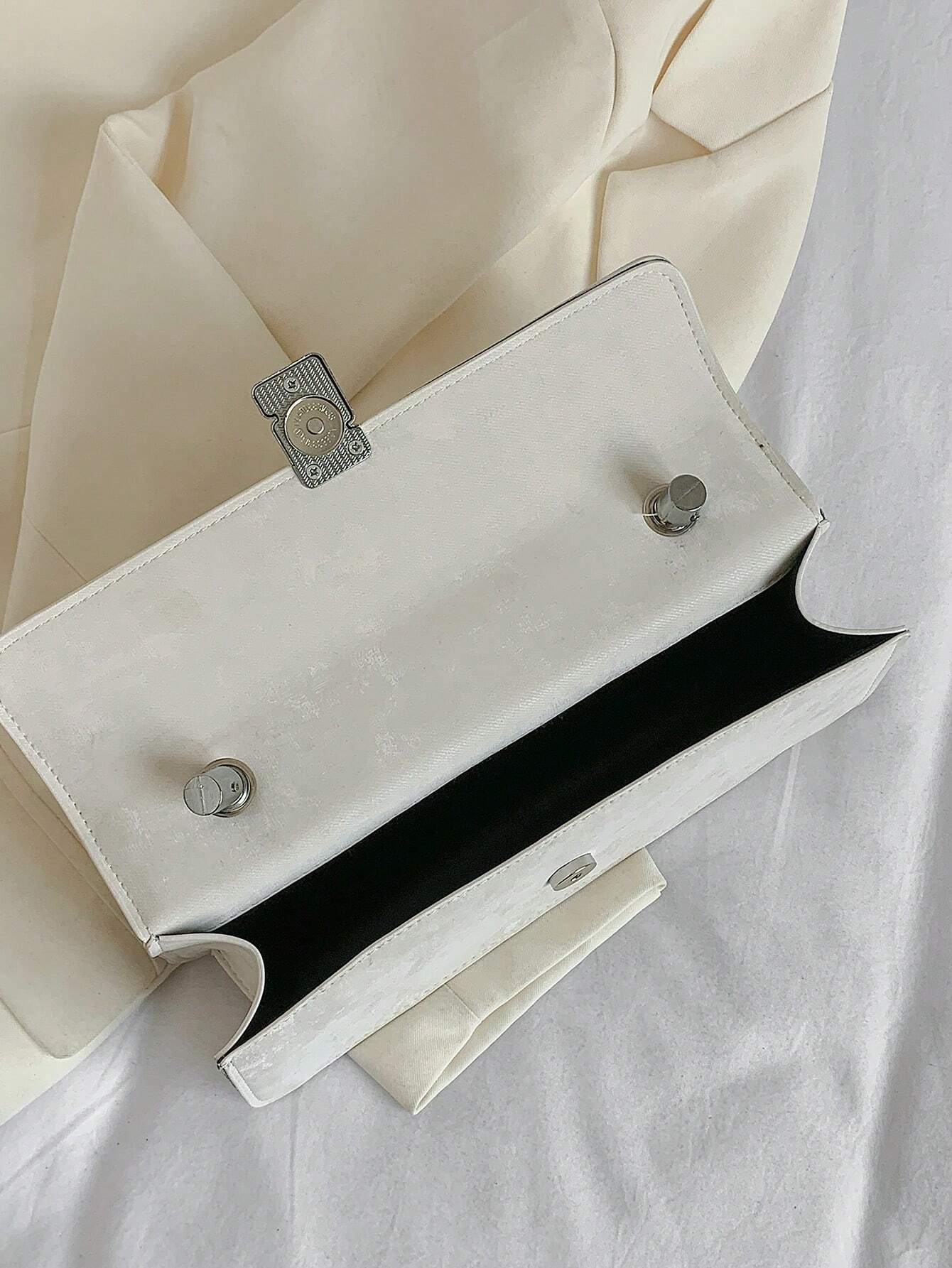 SHEIN A Fashionable Underarm Bag