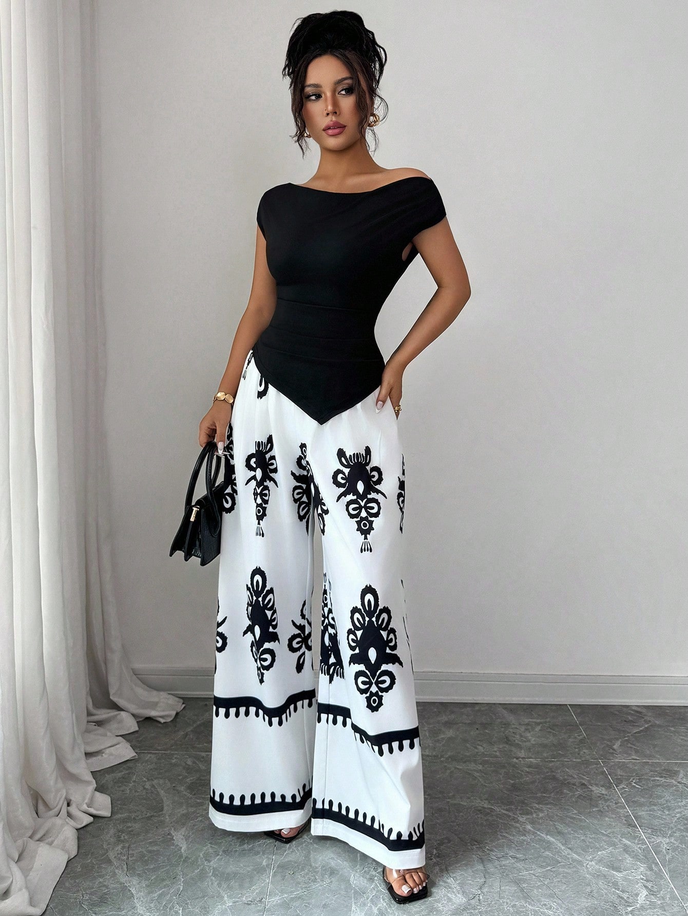 SHEIN Islaluna 2 Pieces Set: Women Solid Asymmetrical Hem T-Shirt And Floral Print Wide Leg Pants