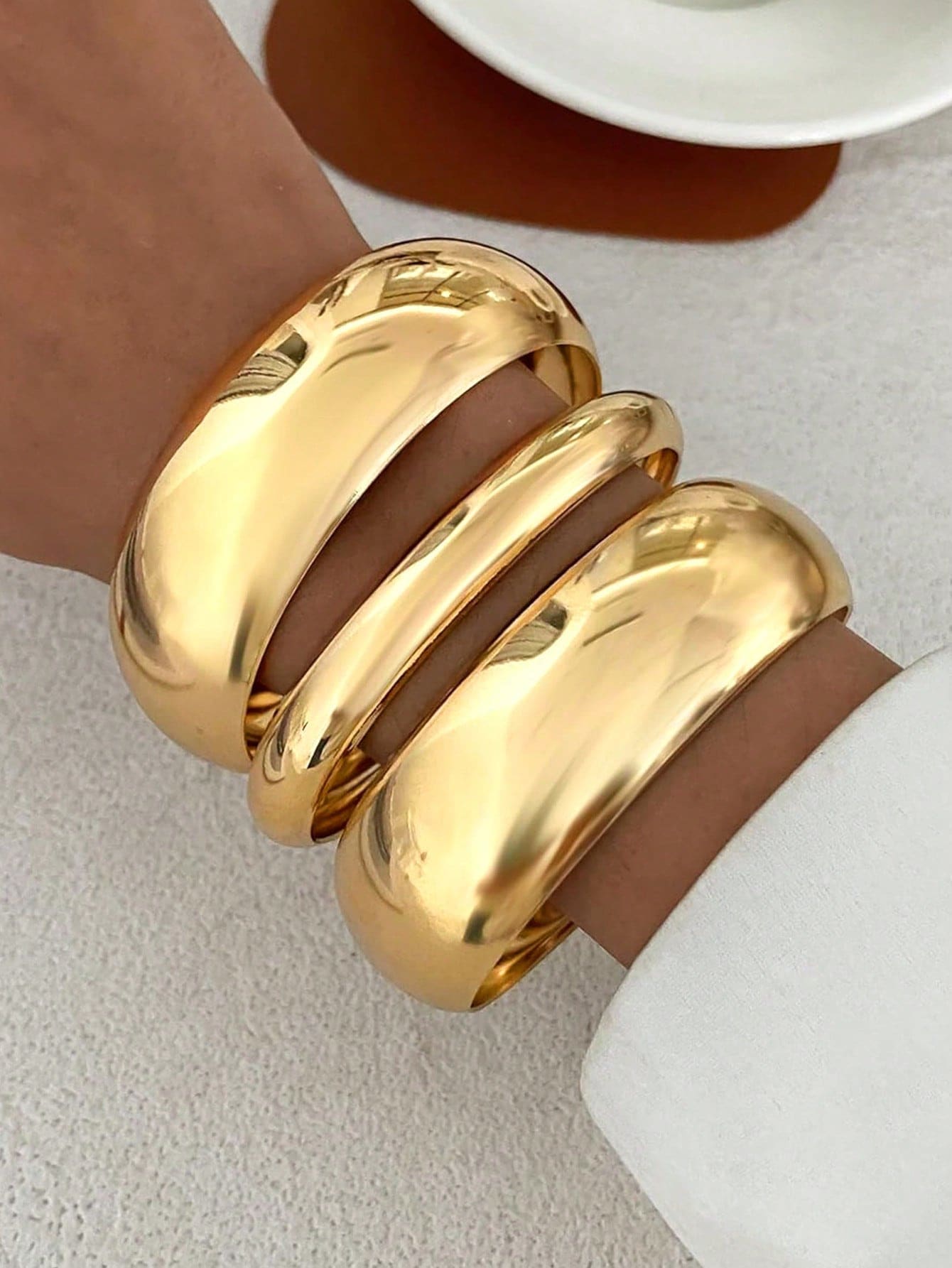 SHEIN Vintage Exaggerated Luxurious Geometric Design Wide Metal Bangle Bracelet Set