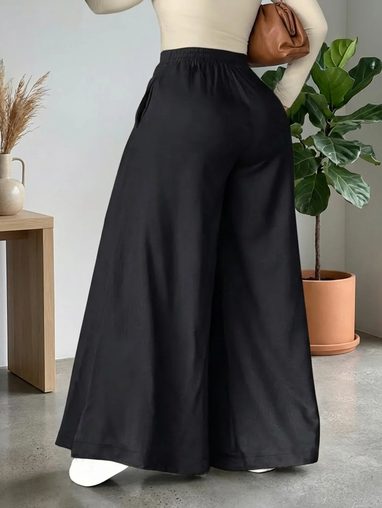SHEIN Fashionable Solid Color Casual Loose Wide-Leg Pants