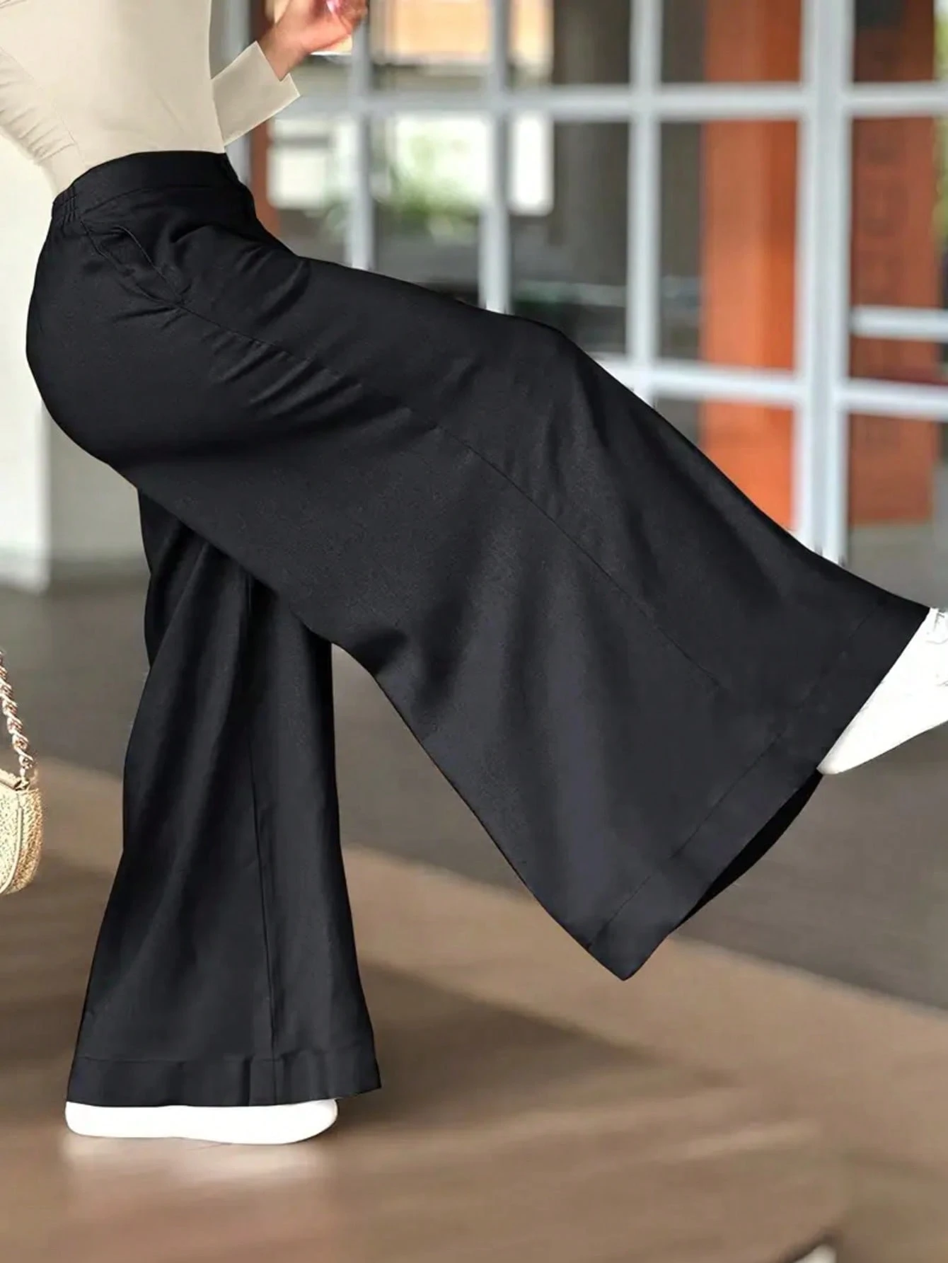 SHEIN Fashionable Solid Color Casual Loose Wide-Leg Pants