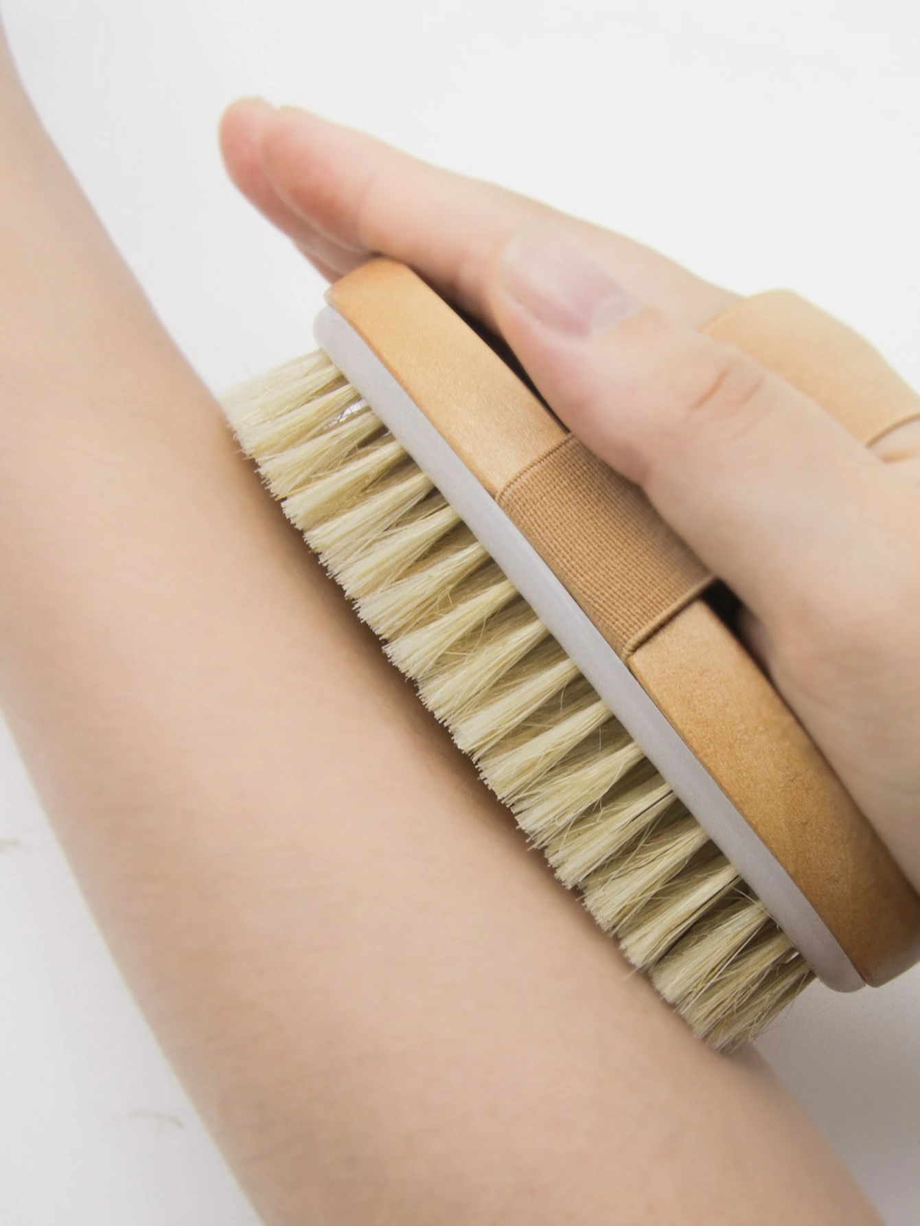 SHEIN Body Exfoliating Bath Brush With Elastic Strap